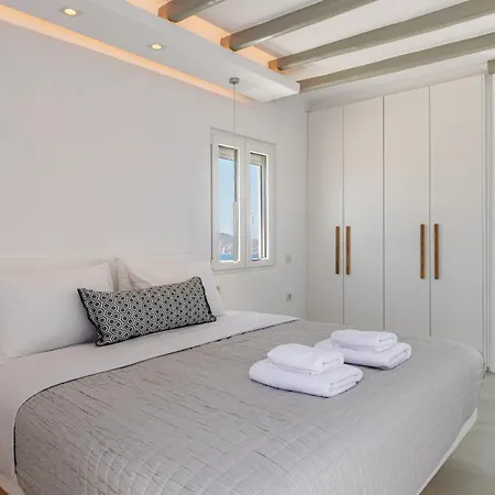 In Mykonos - 6 Bedroom - 1km From - Infinity Pool - Sunset View Villa *
